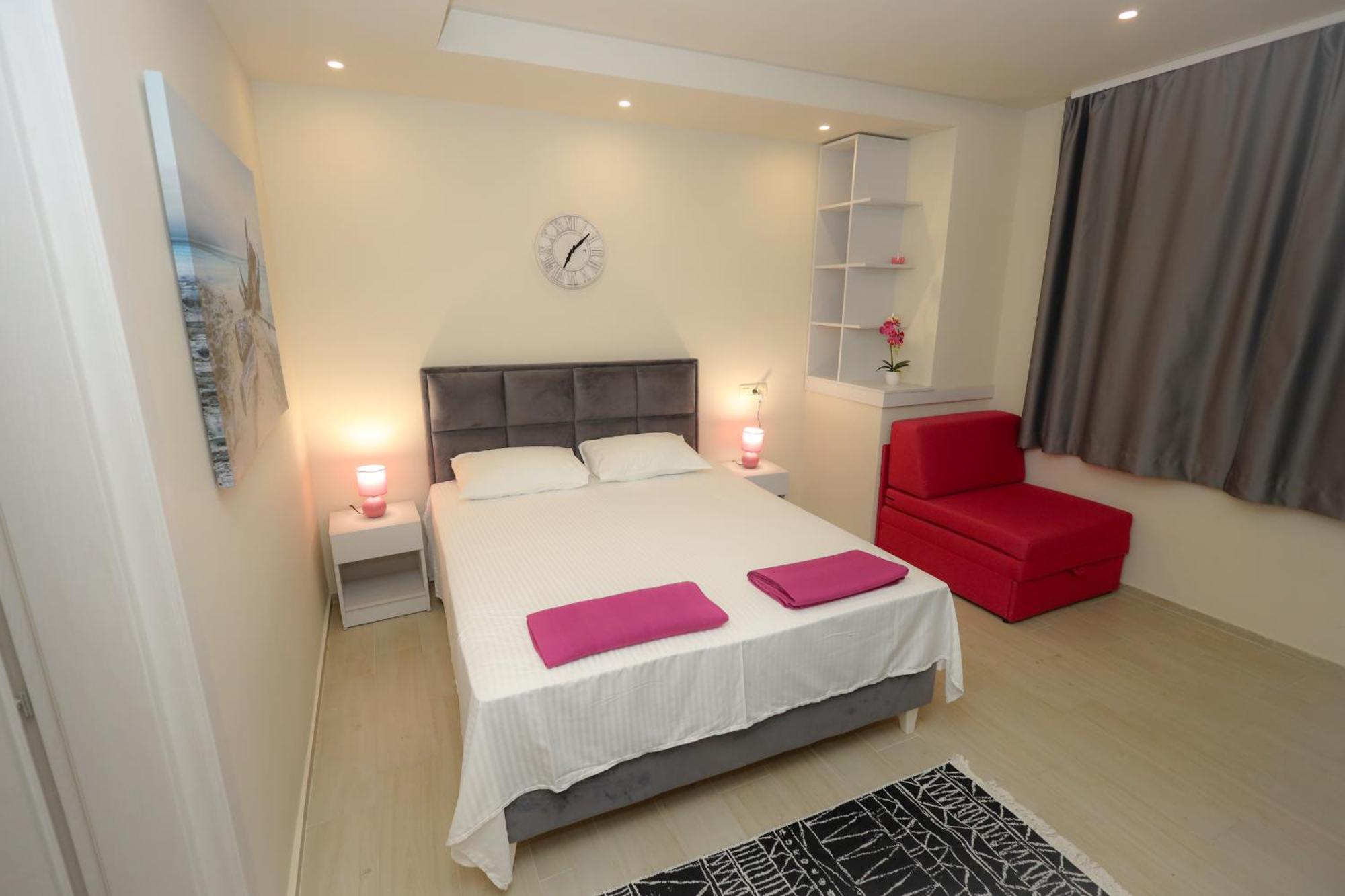 Apartments Milanovic Herceg Novi Phòng bức ảnh