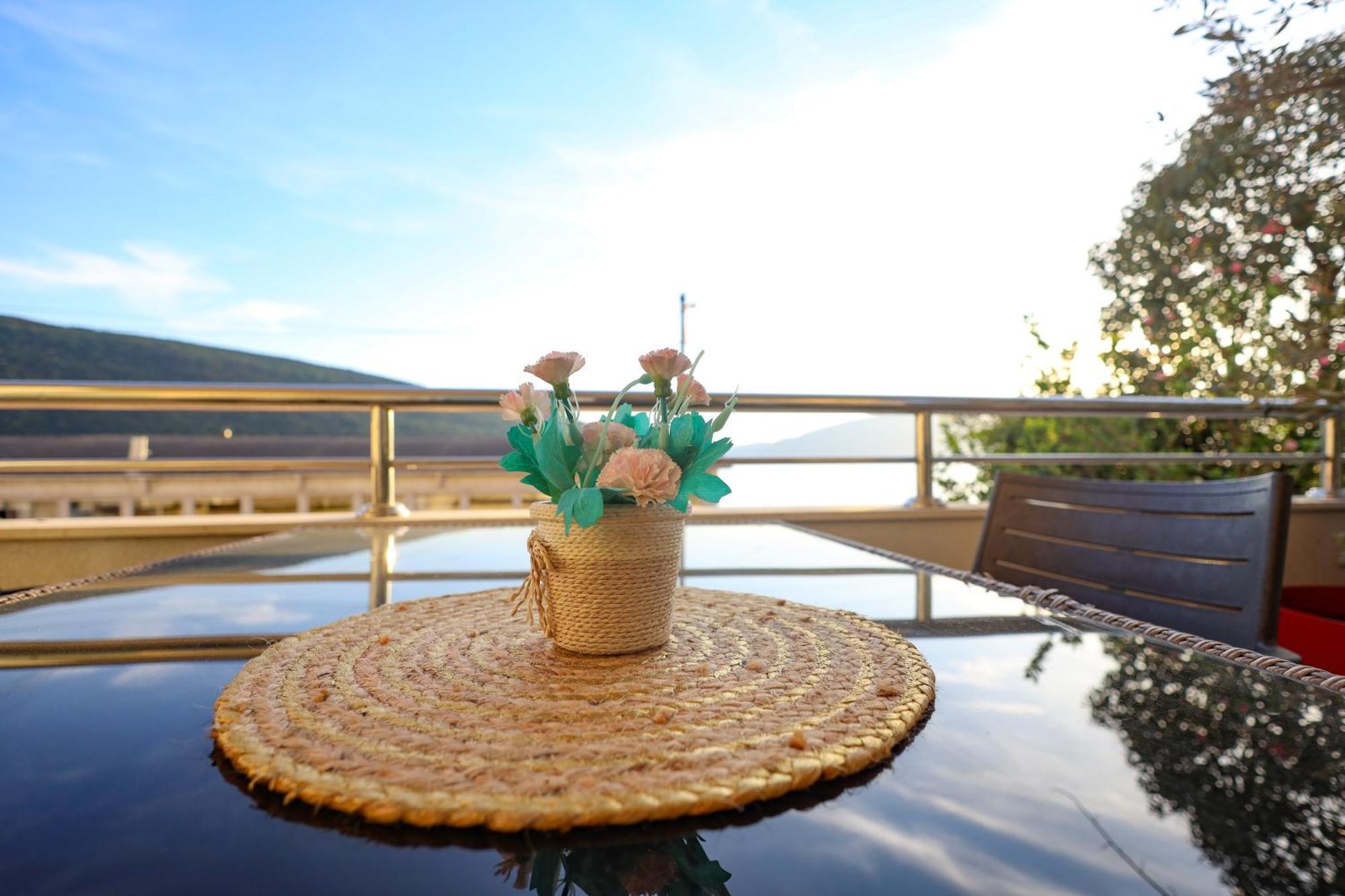 Apartments Milanovic Herceg Novi Ngoại thất bức ảnh