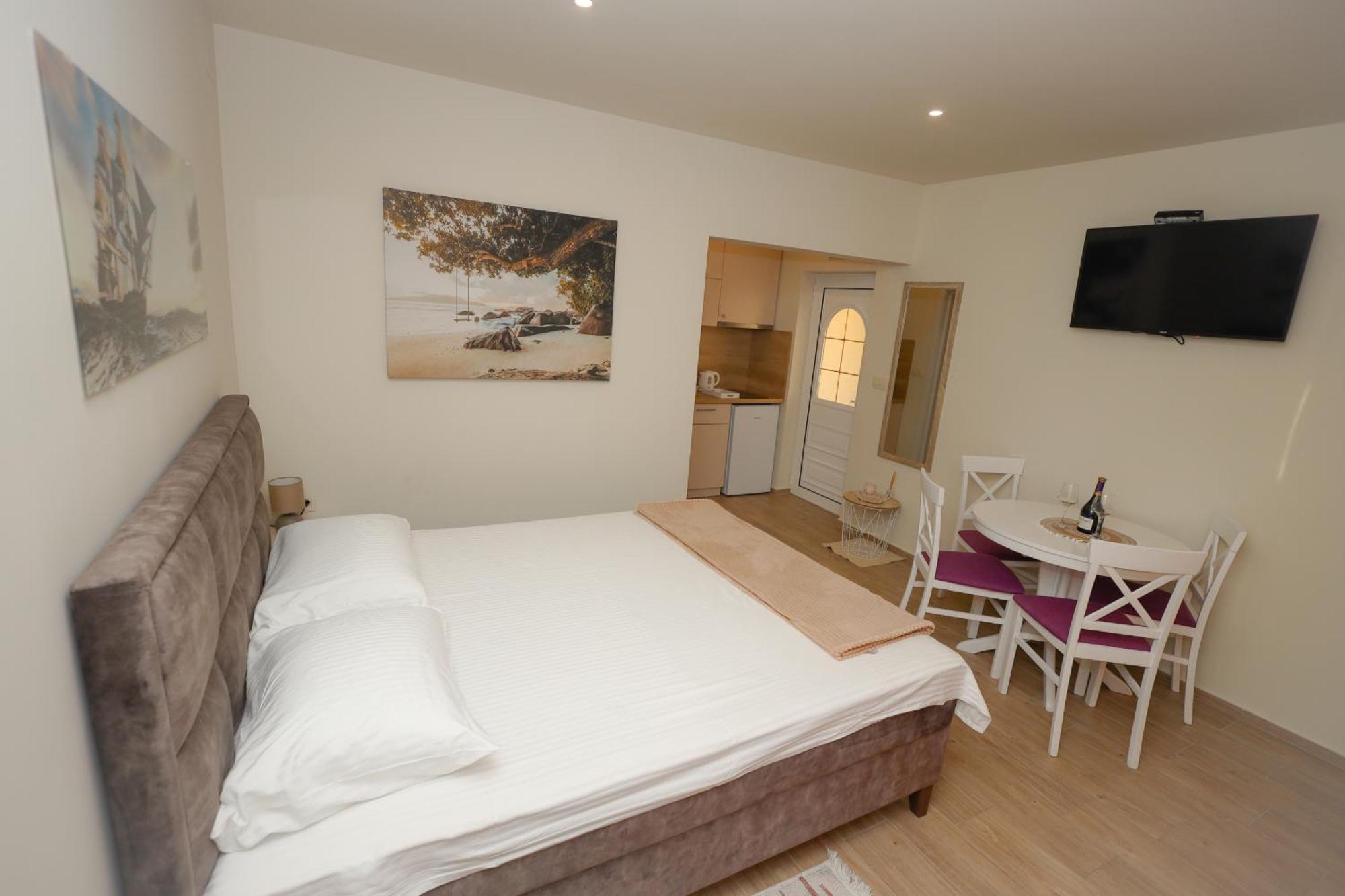 Apartments Milanovic Herceg Novi Phòng bức ảnh