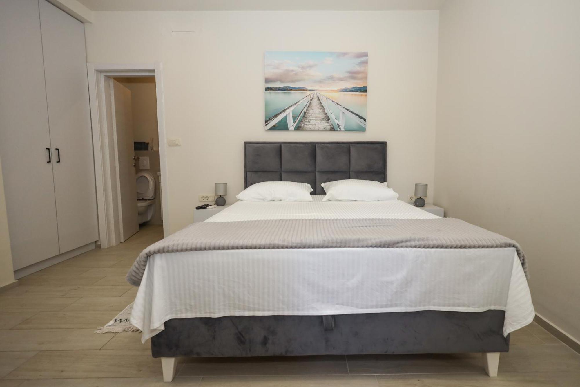 Apartments Milanovic Herceg Novi Phòng bức ảnh