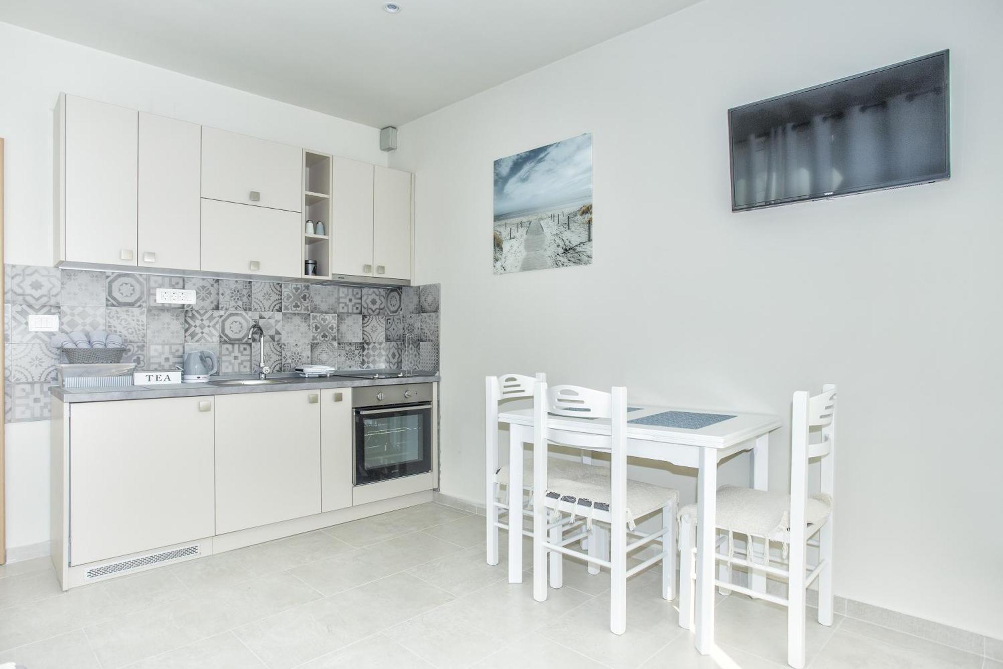 Apartments Milanovic Herceg Novi Phòng bức ảnh