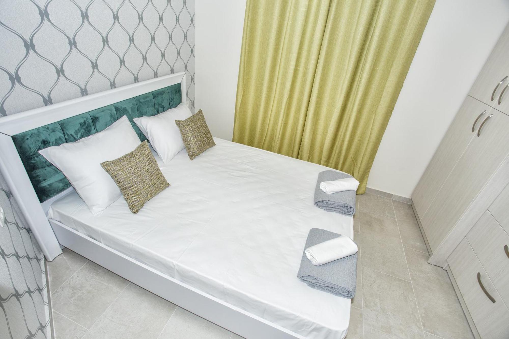 Apartments Milanovic Herceg Novi Phòng bức ảnh