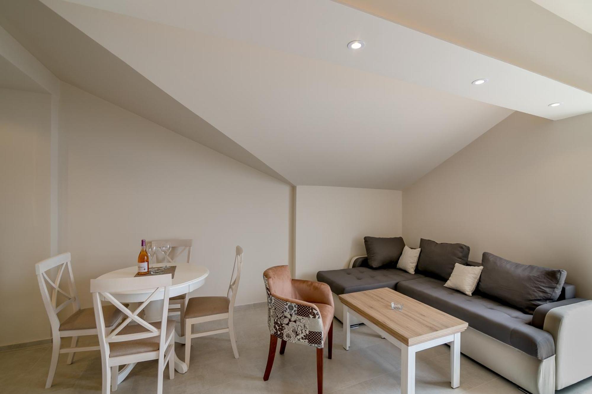 Apartments Milanovic Herceg Novi Phòng bức ảnh